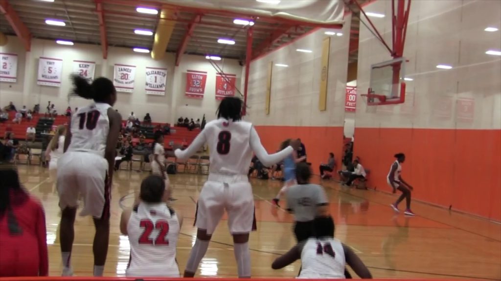 15-Year Old Canadian Laeticia Amihere Throws Down Hard One-hander