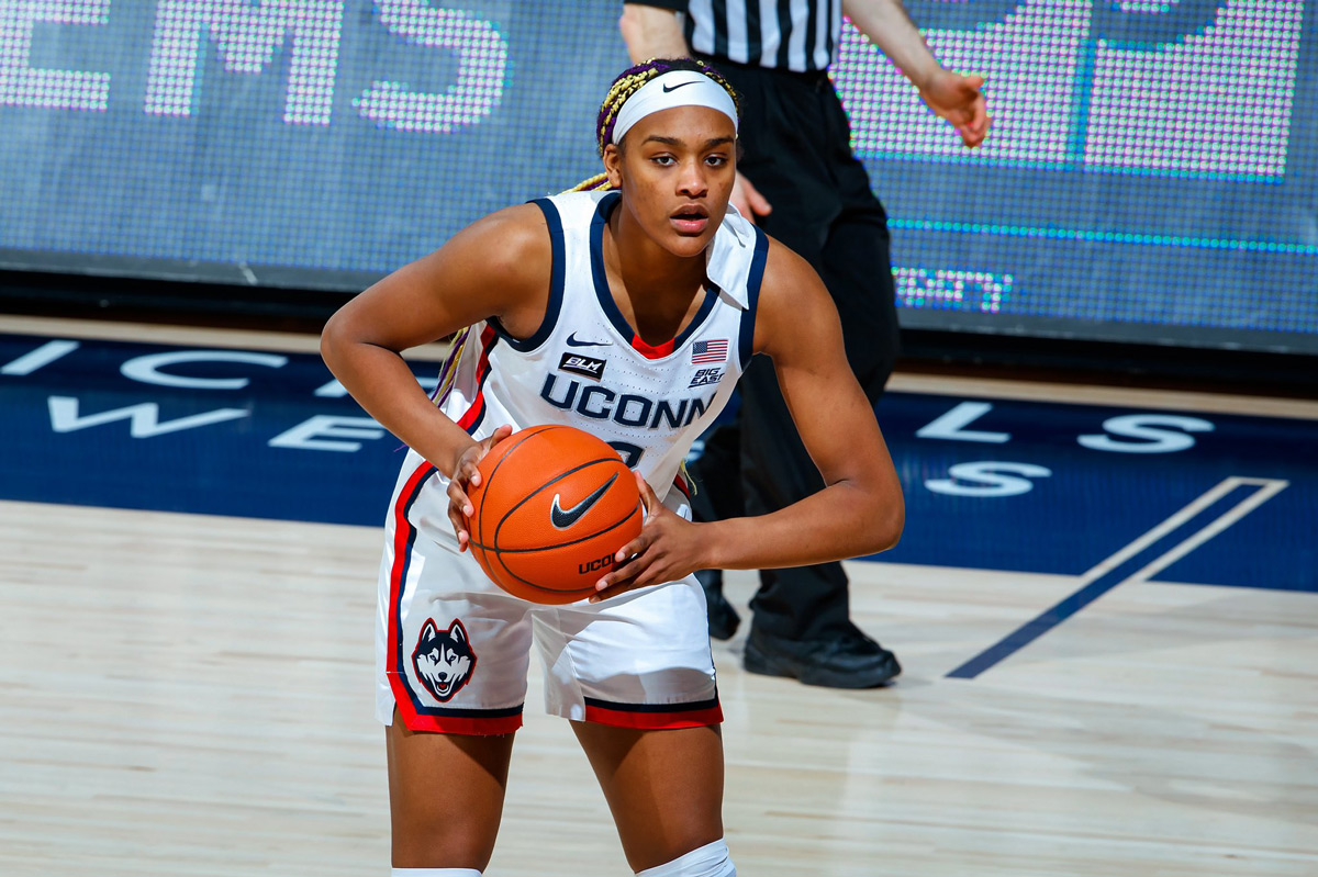 Aaliyah Edwards Connecticut Huskies Canadians Take Over 2021 Ncaa Womens Final Four