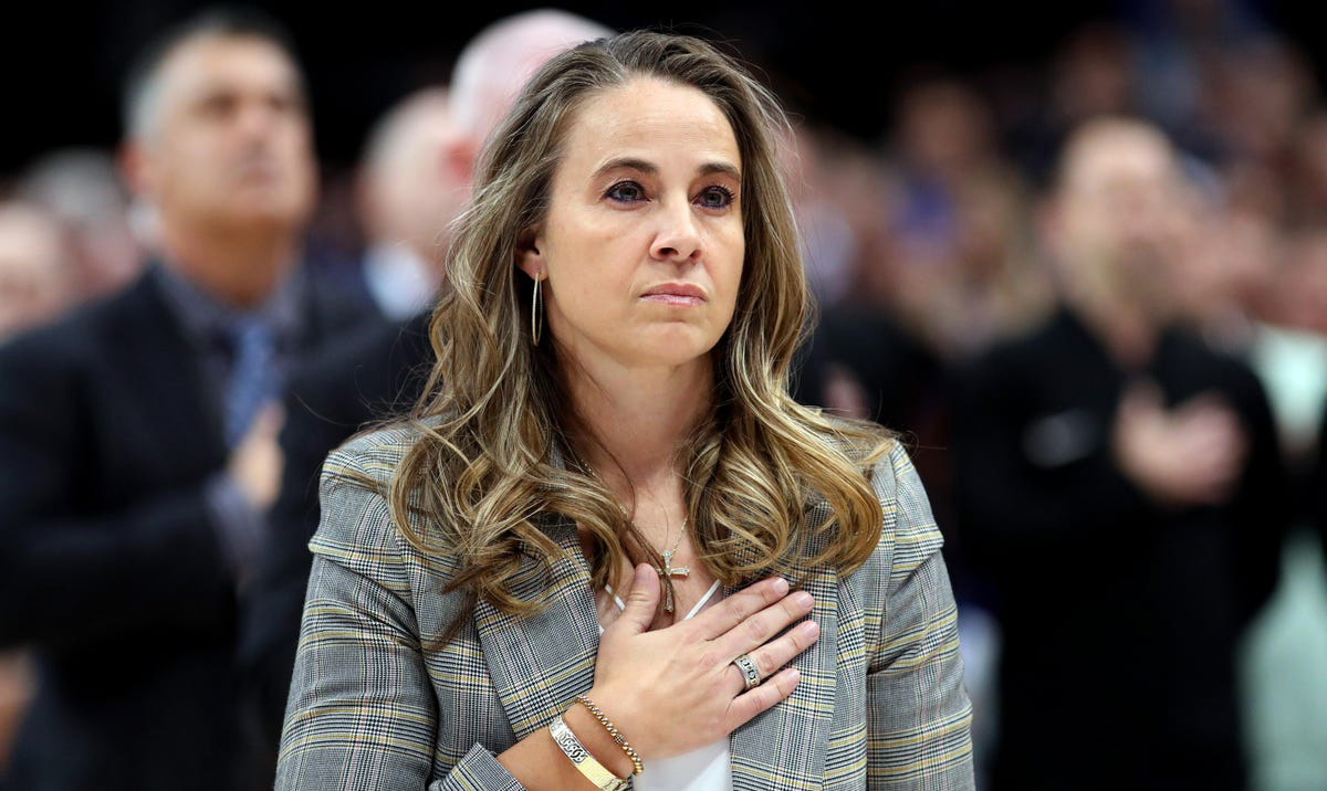 Becky hammon holds all the cards as new las vegas aces coach
