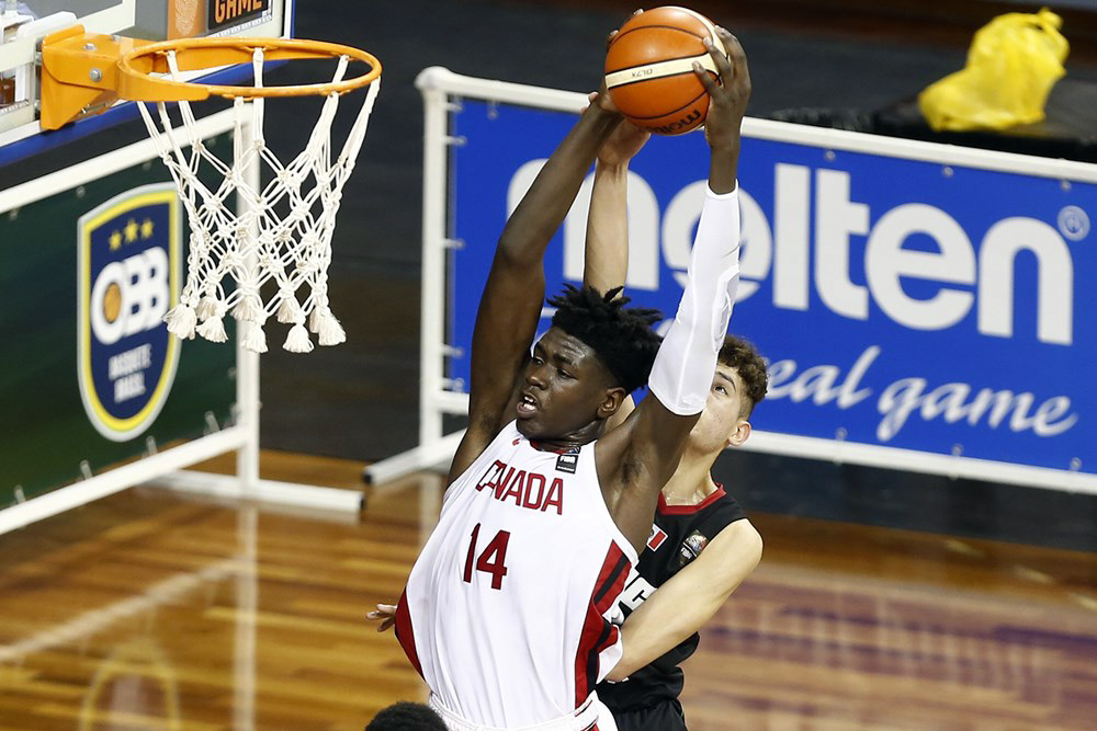 Canadian 6 Foot 10 Enoch Boakye Commits To Michigan State Spartans