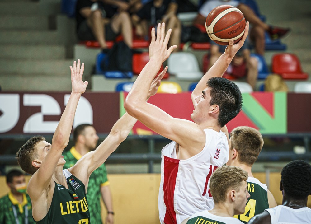 Canadian forward zach edey registers big double double canada past lithuania at 2021 fiba u19 world cup