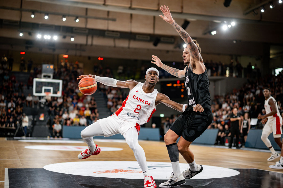 Canadian guard shai gilgeous alexander attacks the basket against new zealand at the basketball supercup 2023
