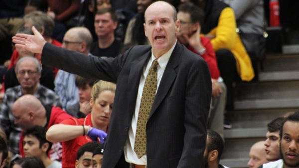 Dave Smart steps down as Carleton men’s head coach after 14 national titles