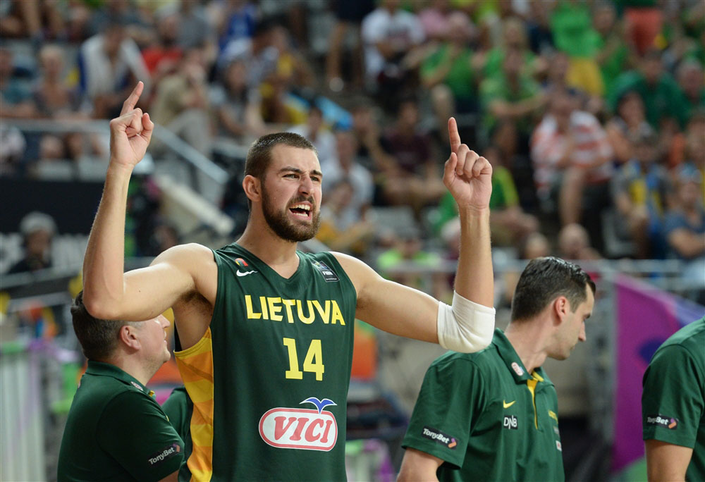 Jonas Valanciaunas Shines At FIBA 2014 World Cup