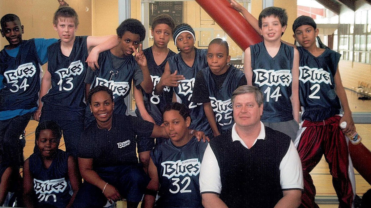 Kelly olynyk scarborough blues team photo coached ken olynyk