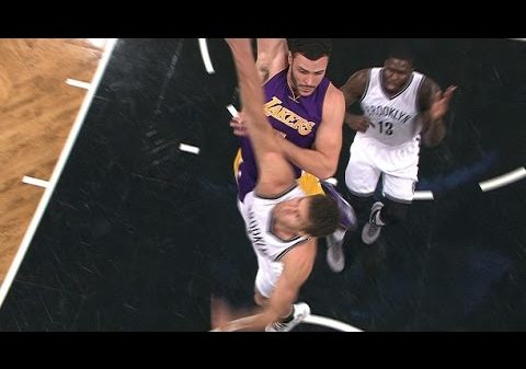 Lakers’ Larry Nance Jr. Skies Over Brook Lopez