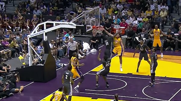 Lakers Rookie Larry Nance Jr. Posterizes Warriors Festus Ezeli