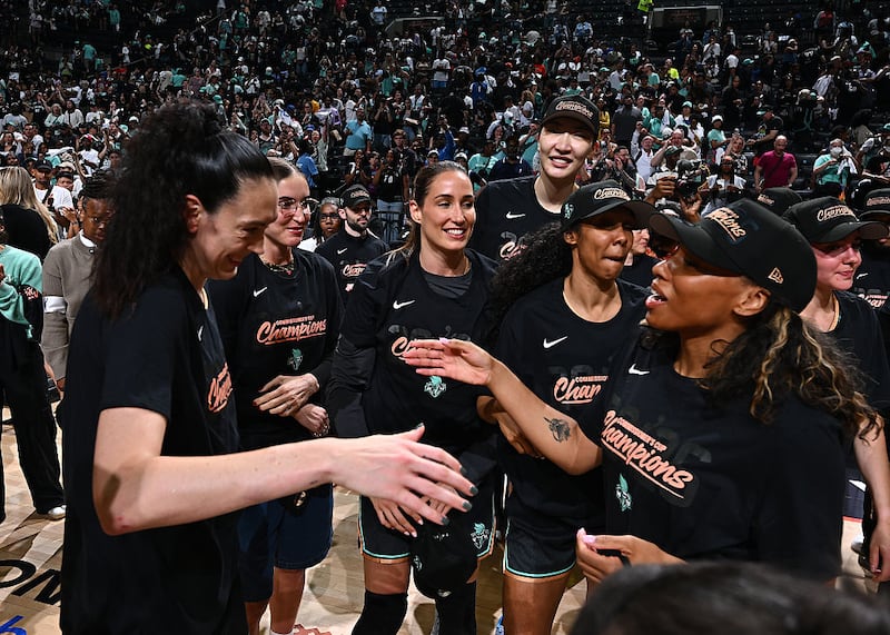 Liberty raise another WNBA Commissioner's Cup to New York's trophy cabinet