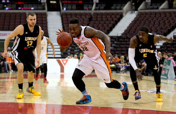 London Lightning Play The Scrooge On Ottawas Offense