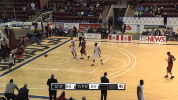 Power’s Warren Ward puts defender on his butt with nasty one-hander