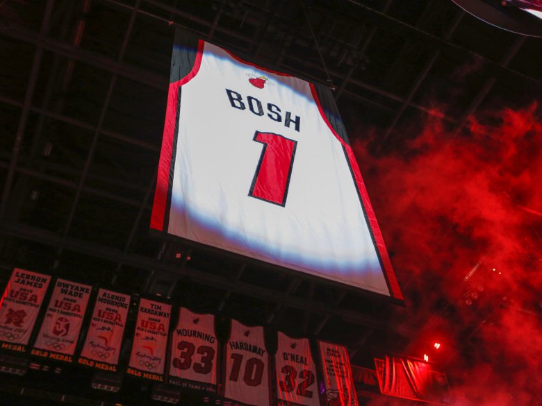 The Miami Heat Say 'Thank You Chr1s' With Rafter Raise.