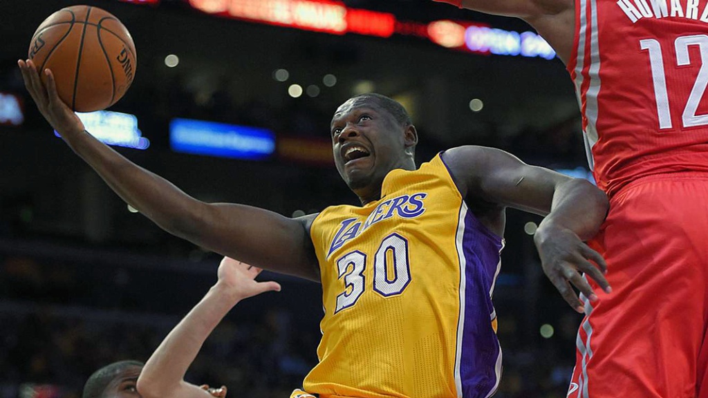Tough Break For Julius Randle And The Luck Of The Lakers